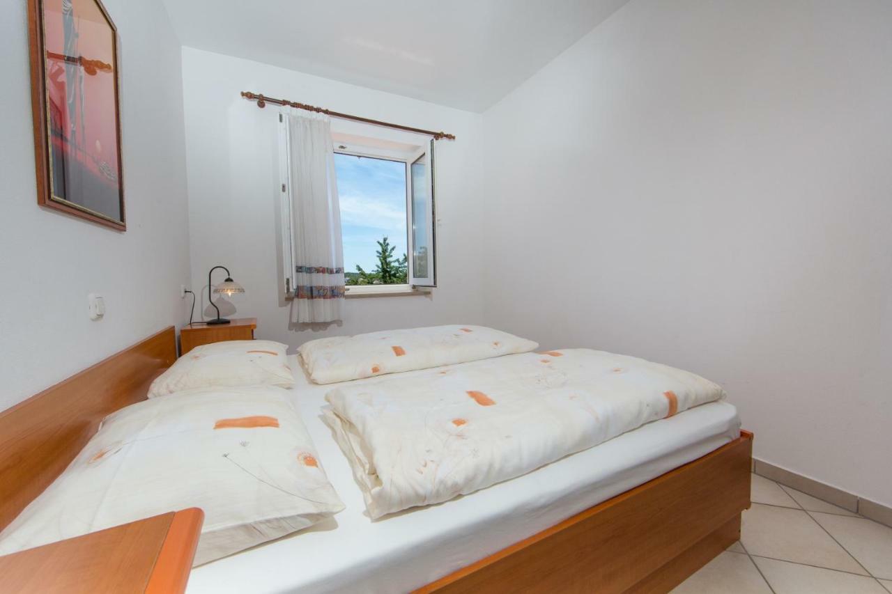 Apartments Sanmichel พูลา ภายนอก รูปภาพ
