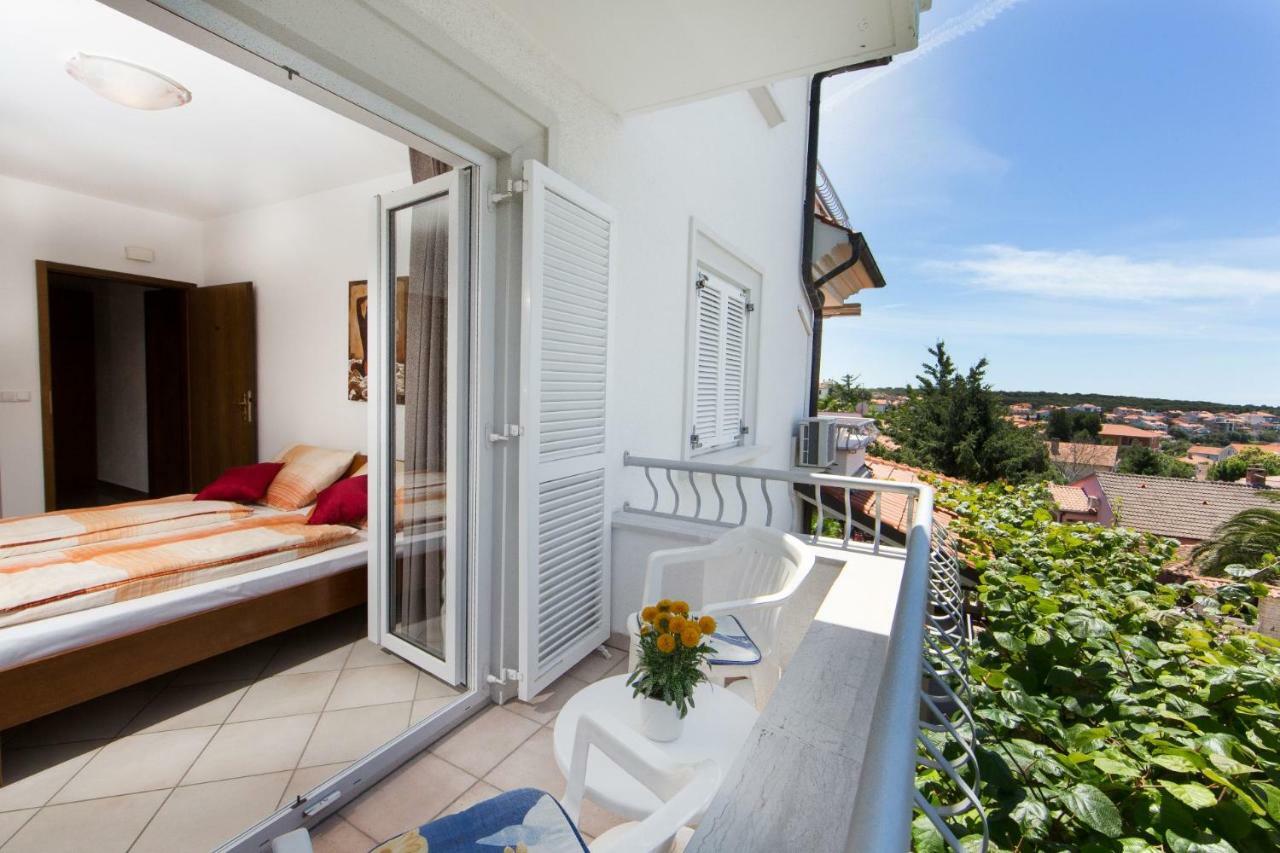 Apartments Sanmichel พูลา ภายนอก รูปภาพ